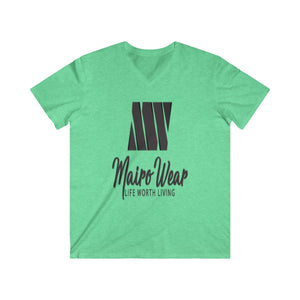 Mairo Wear Men's Fitted V-Neck Short Sleeve Tee