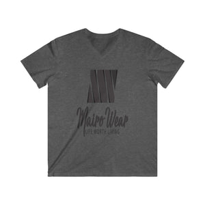 Mairo Wear Men's Fitted V-Neck Short Sleeve Tee