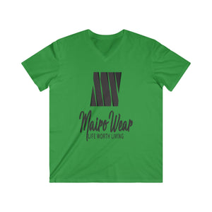 Mairo Wear Men's Fitted V-Neck Short Sleeve Tee