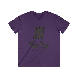 Mairo Wear Men's Fitted V-Neck Short Sleeve Tee