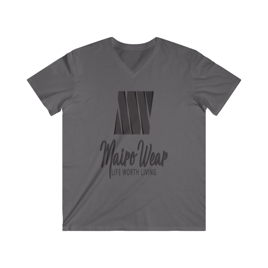 Mairo Wear Men's Fitted V-Neck Short Sleeve Tee