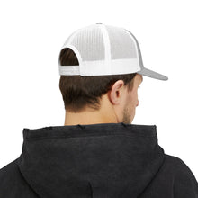 Load image into Gallery viewer, Mairo Wear Trucker Cap — Motor Wear Logo Snapback