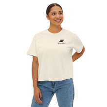 Load image into Gallery viewer, Mairo Wear Women's Boxy Tee - Minimal Logo Cropped Graphic T-Shirt