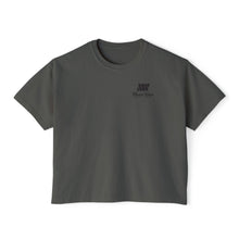 Load image into Gallery viewer, Mairo Wear Women's Boxy Tee - Minimal Logo Cropped Graphic T-Shirt